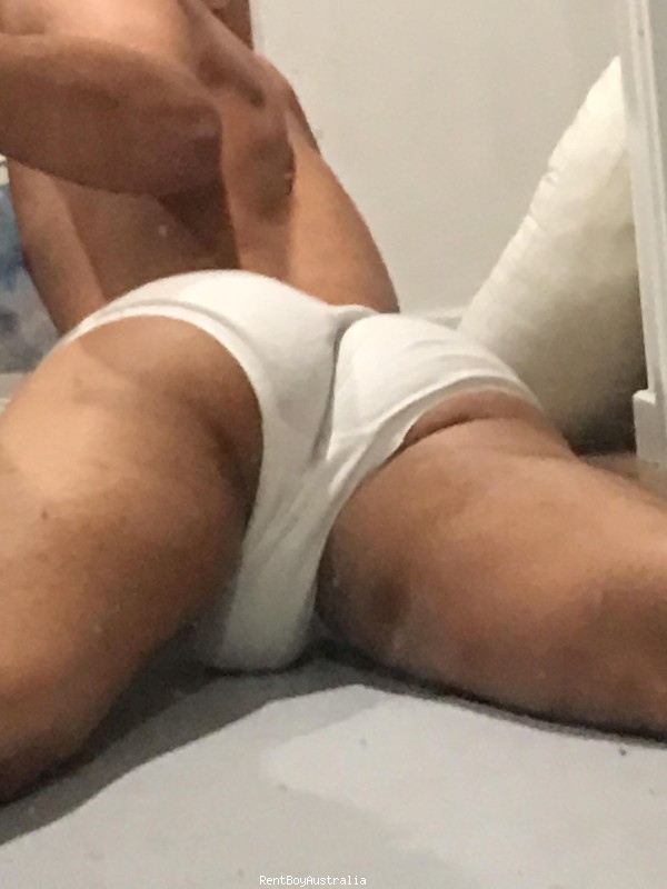 Aaoliver1 Gay Escort Melbourne 0411505864 gayescortsydney.com