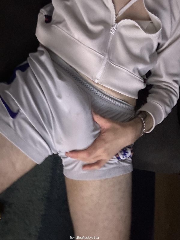 LeoXL Gay Escort Sydney 0423571202 gayescortsydney.com